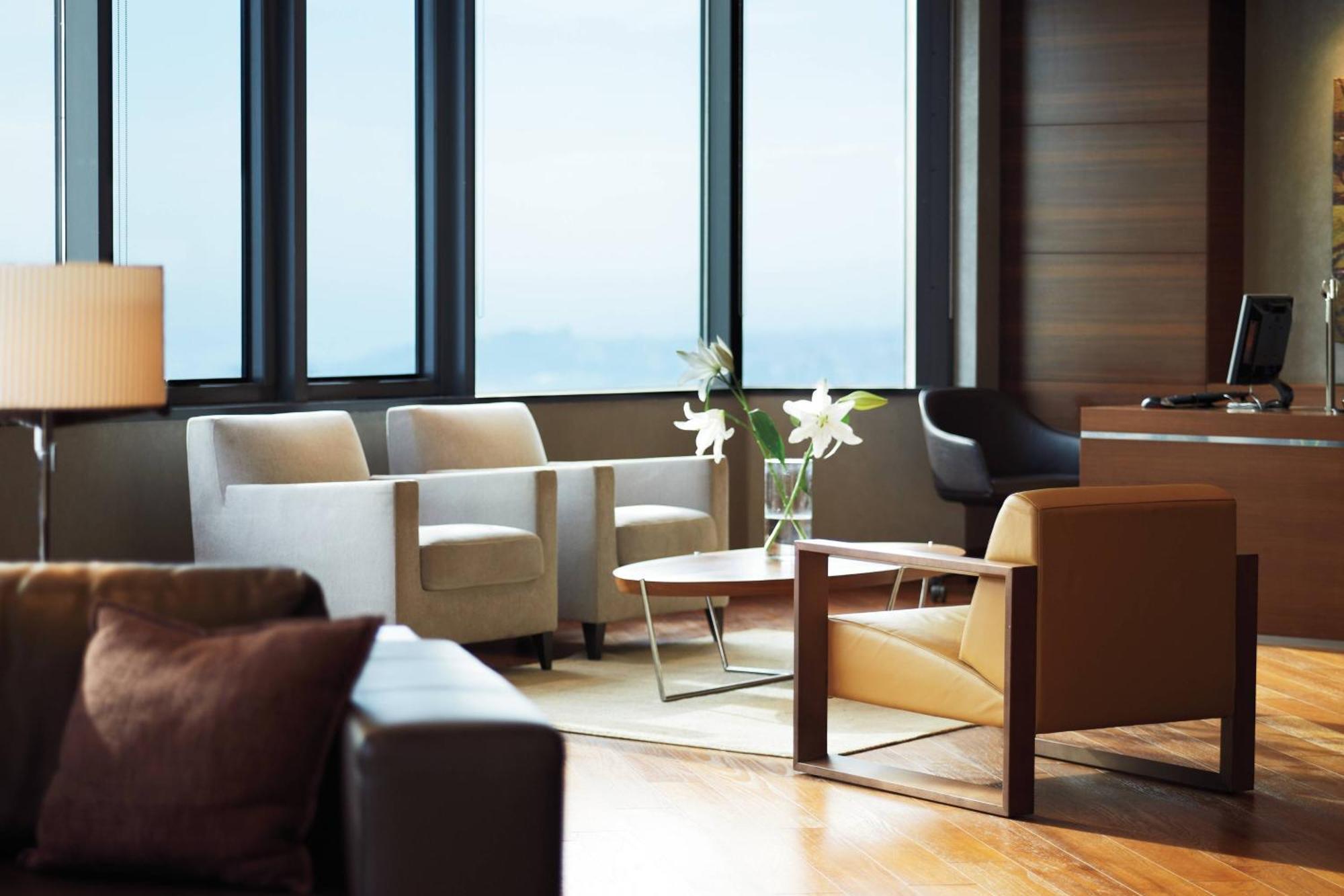Sheraton Istanbul Atakoy Hotel Ngoại thất bức ảnh The interior of the club
