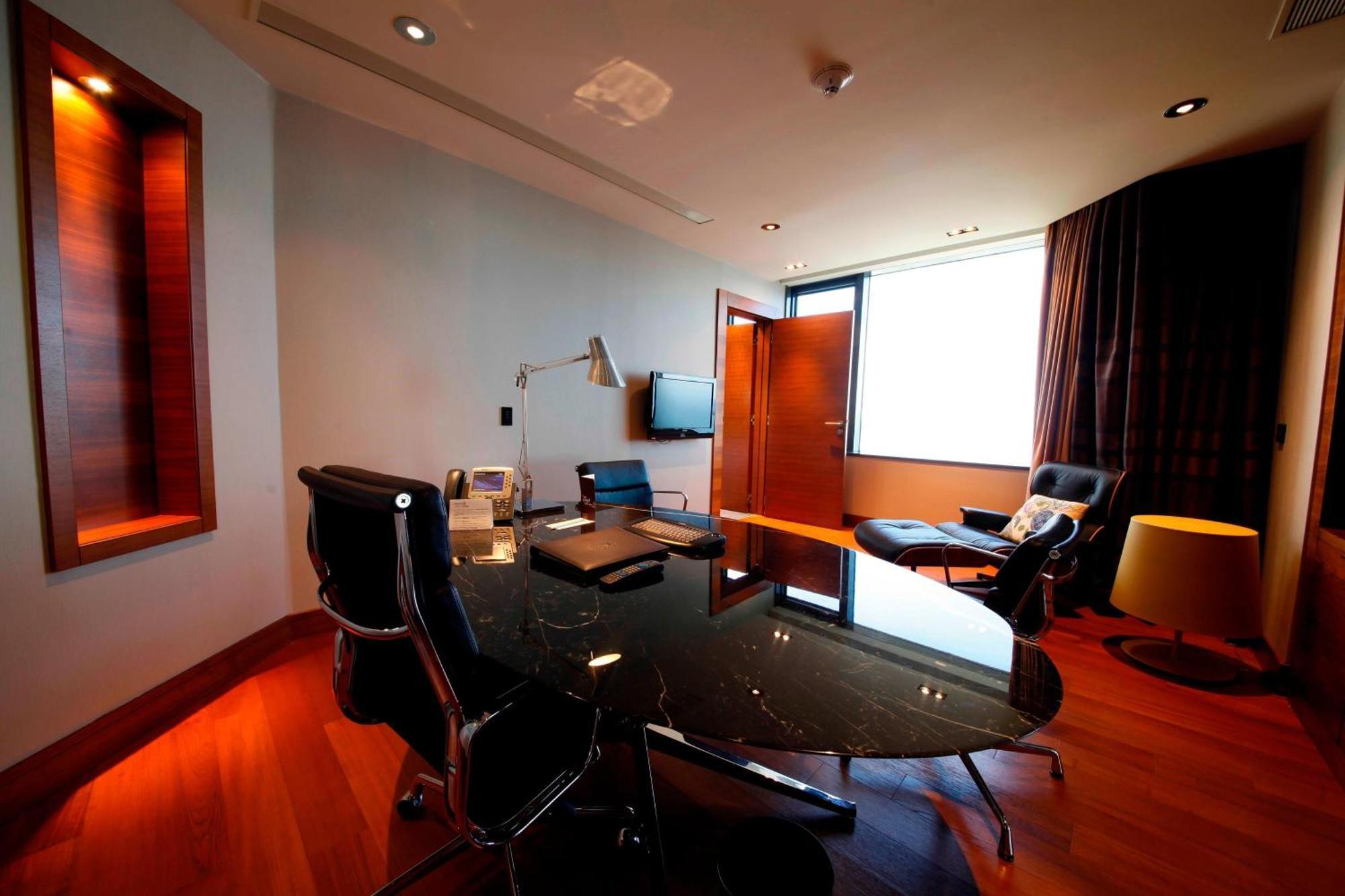 Sheraton Istanbul Atakoy Hotel Ngoại thất bức ảnh Office of the Prime Minister